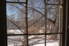 0418PRG0-General[John_Saville]through-the-window